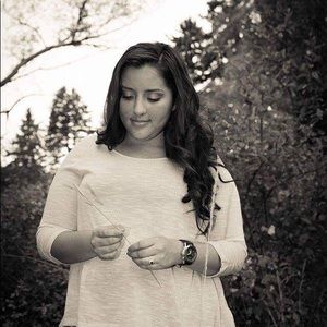 Meet your Posher, Mia